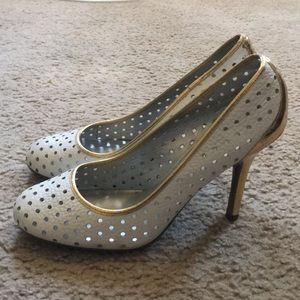 Jessica Simpson white heels